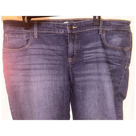 The Diva by Old Navy Boot Cut Leg Women's Stretch Blue Jeans Size 16 Reg - Picture 2 of 6